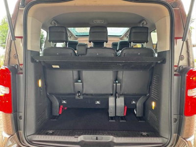 Toyota Proace Verso Verso 2.0D 180 CV L2 D Luxury (14)