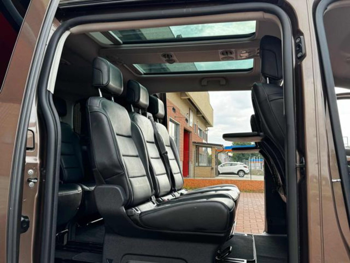 Toyota Proace Verso Verso 2.0D 180 CV L2 D Luxury (19)