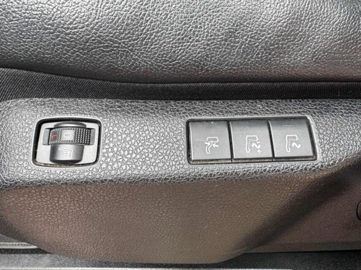 Toyota Proace Verso Verso 2.0D 180 CV L2 D Luxury (8)