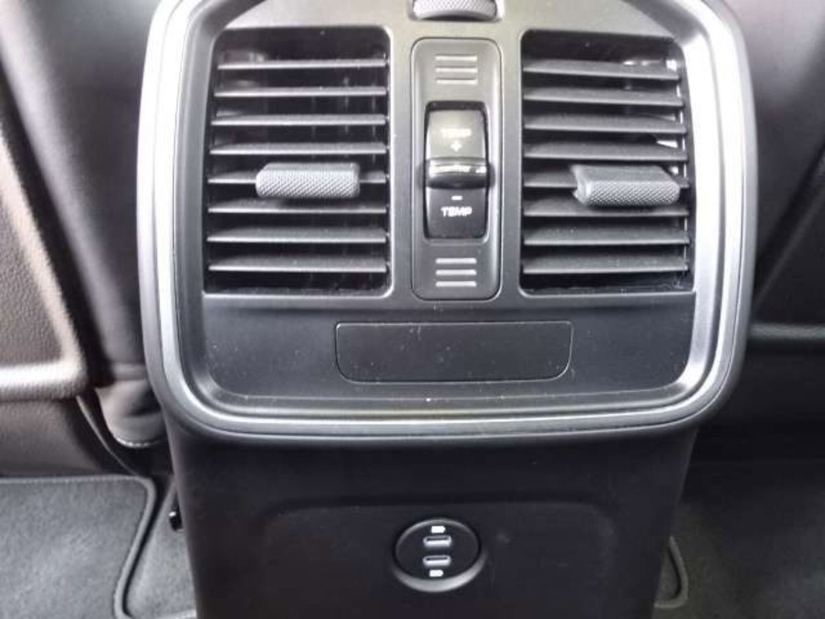 Porsche Macan S (12)