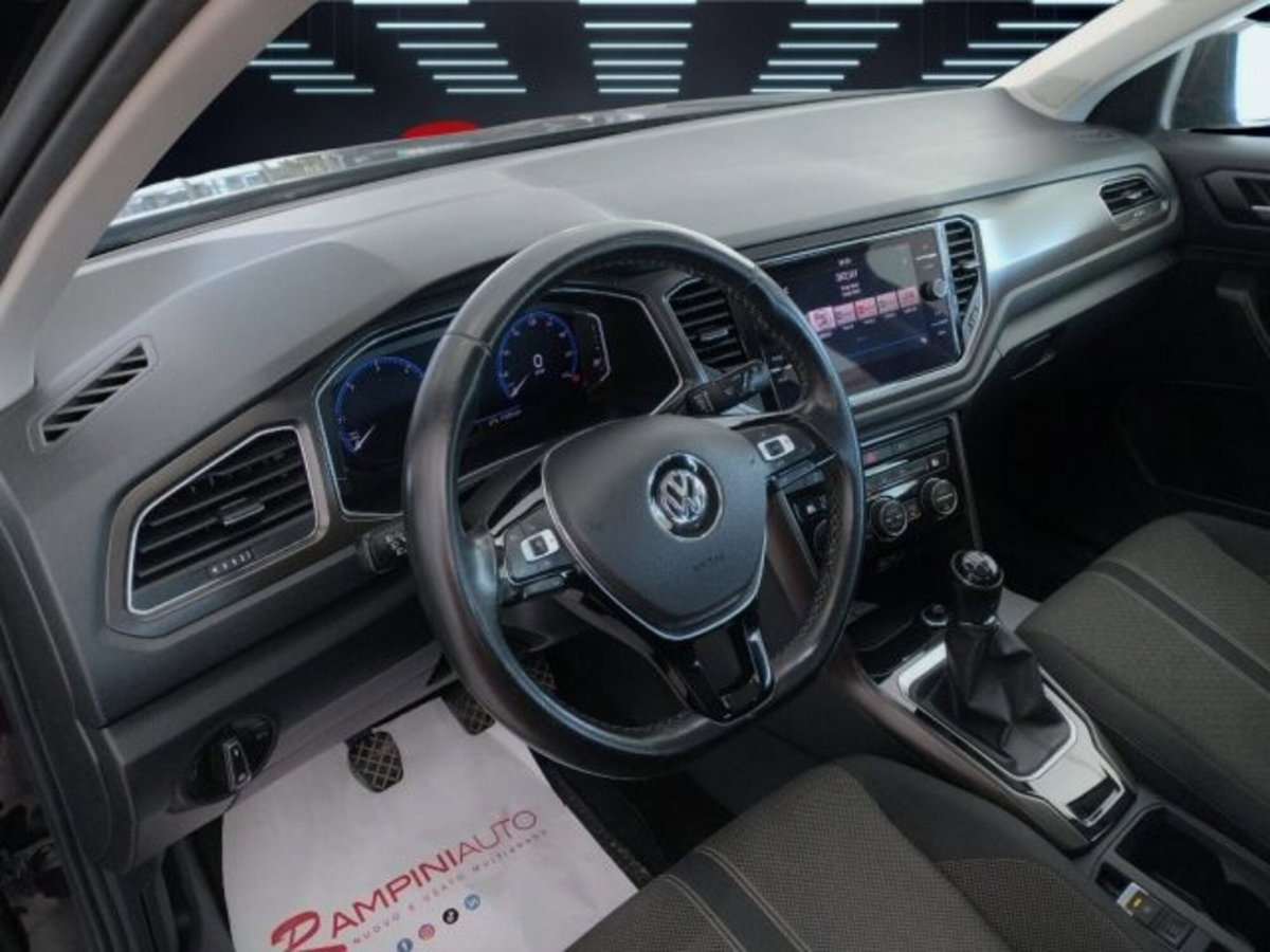 Volkswagen T-Roc 1.6 TDI SCR Style BlueMotion Technology (13)