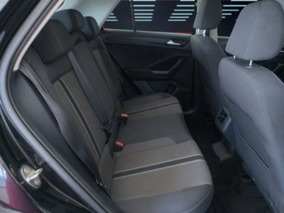 Volkswagen T-Roc 1.6 TDI SCR Style BlueMotion Technology (16)