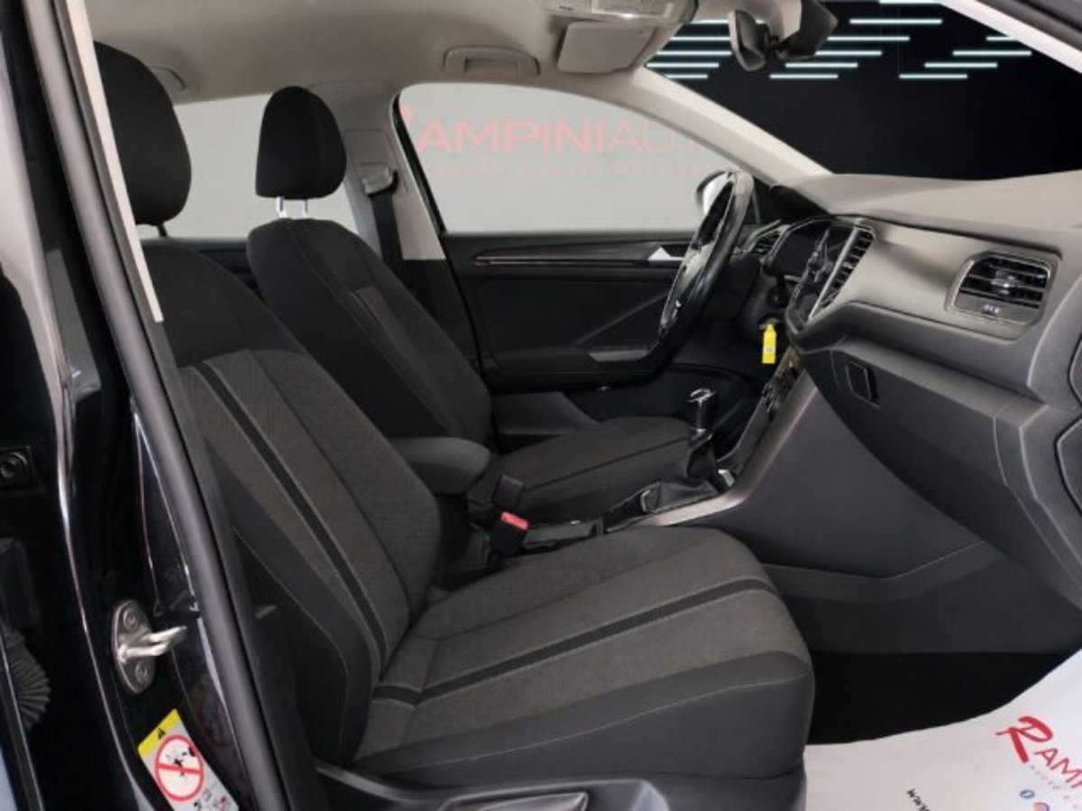 Volkswagen T-Roc 1.6 TDI SCR Style BlueMotion Technology (17)