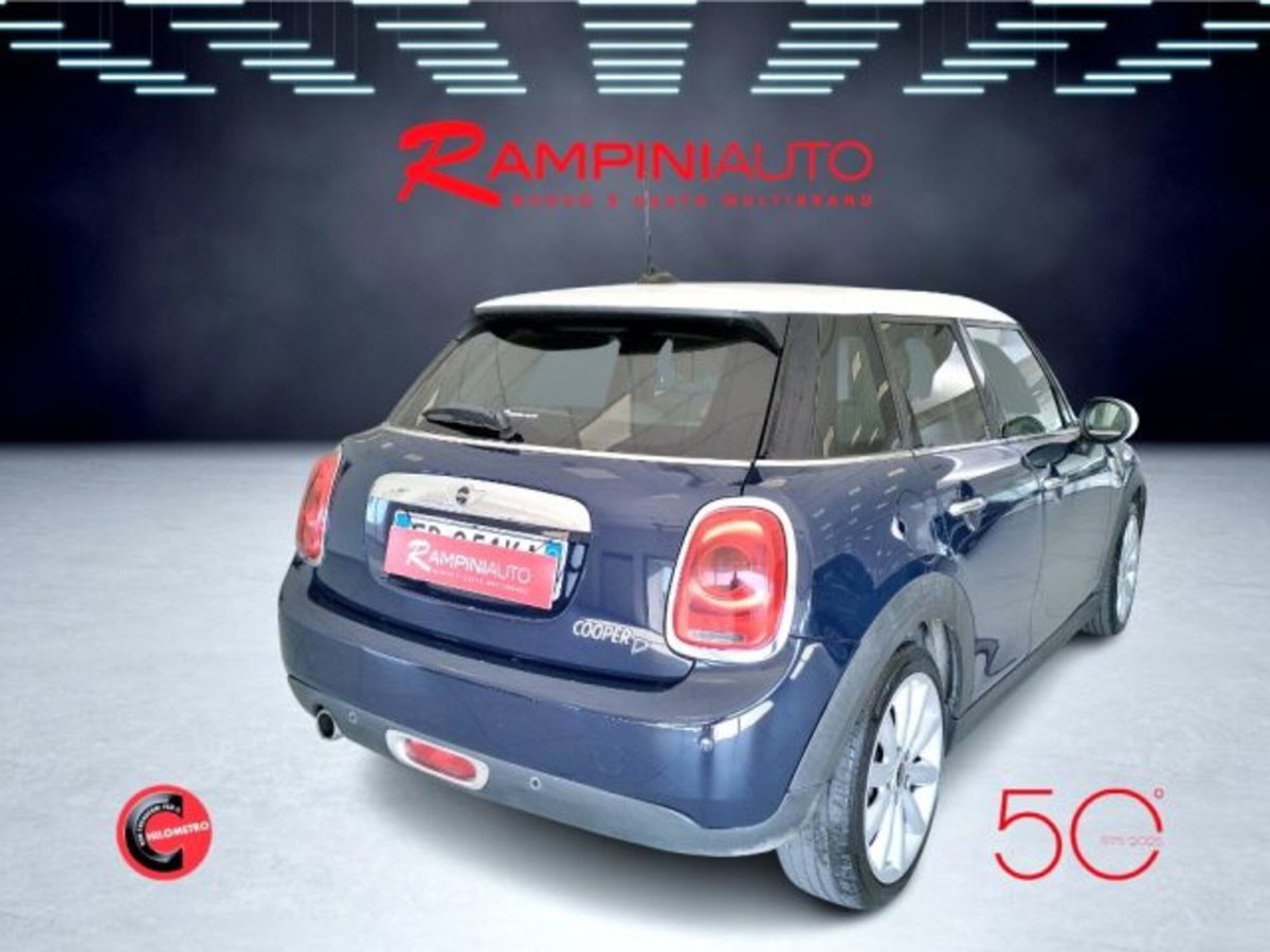 MINI Mini 1.5 Cooper D Boost 5 porte (10)