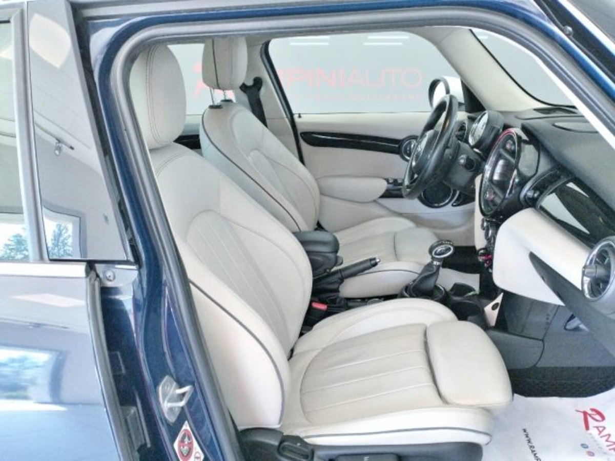 MINI Mini 1.5 Cooper D Boost 5 porte (19)