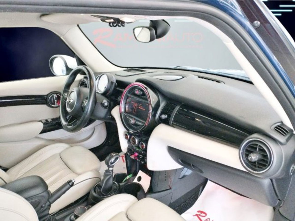 MINI Mini 1.5 Cooper D Boost 5 porte (20)