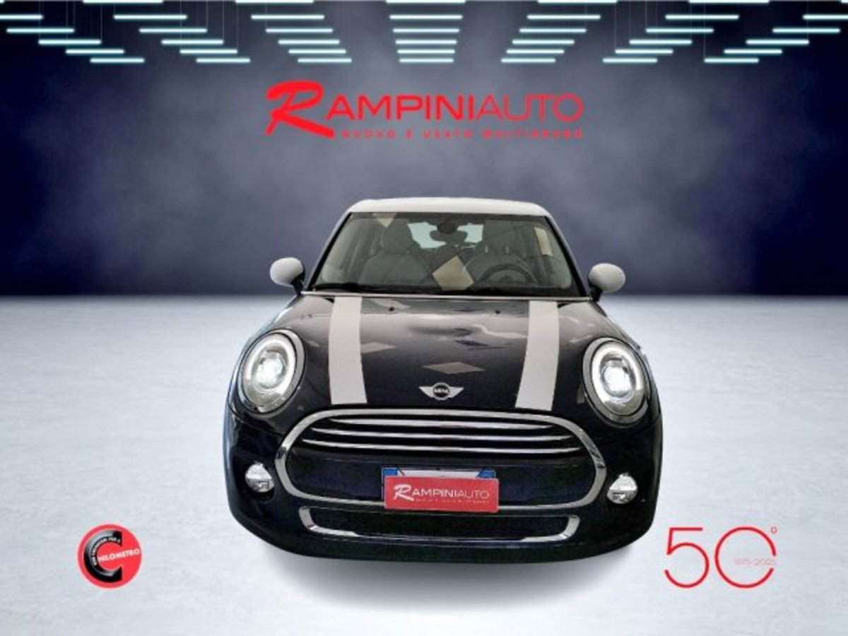 MINI Mini 1.5 Cooper D Boost 5 porte (4)