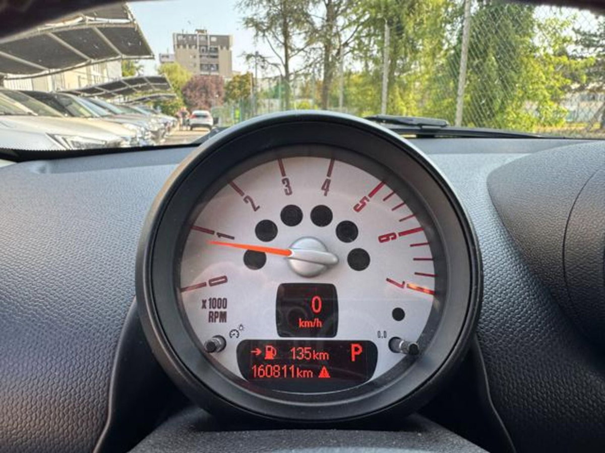 MINI Mini Countryman 2.0 Cooper D Countryman Automatica (12)