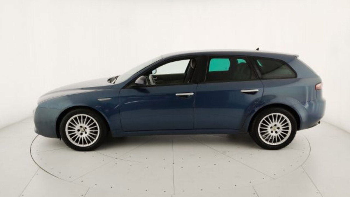 Alfa Romeo 159 SportWagon 1.9 JTDm 16V Sportwagon Exclusive Q-Tronic (4)