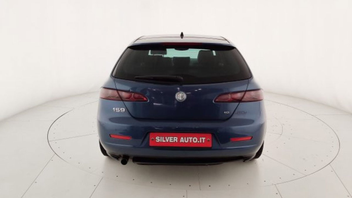 Alfa Romeo 159 SportWagon 1.9 JTDm 16V Sportwagon Exclusive Q-Tronic (6)