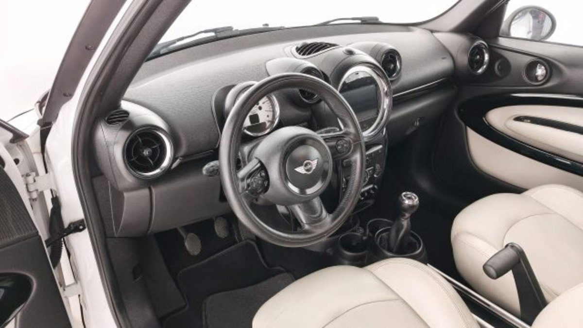 MINI Mini Paceman 1.6 Cooper D Paceman (9)