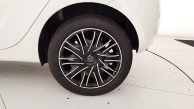 Lancia Ypsilon 1.0 FireFly 5 porte S&S Hybrid Ecochic Gold (17)