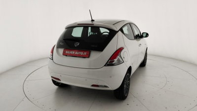 Lancia Ypsilon 1.0 FireFly 5 porte S&S Hybrid Ecochic Gold (18)