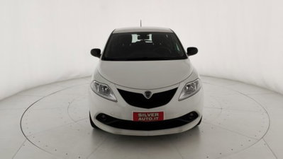 Lancia Ypsilon 1.0 FireFly 5 porte S&S Hybrid Ecochic Gold (2)