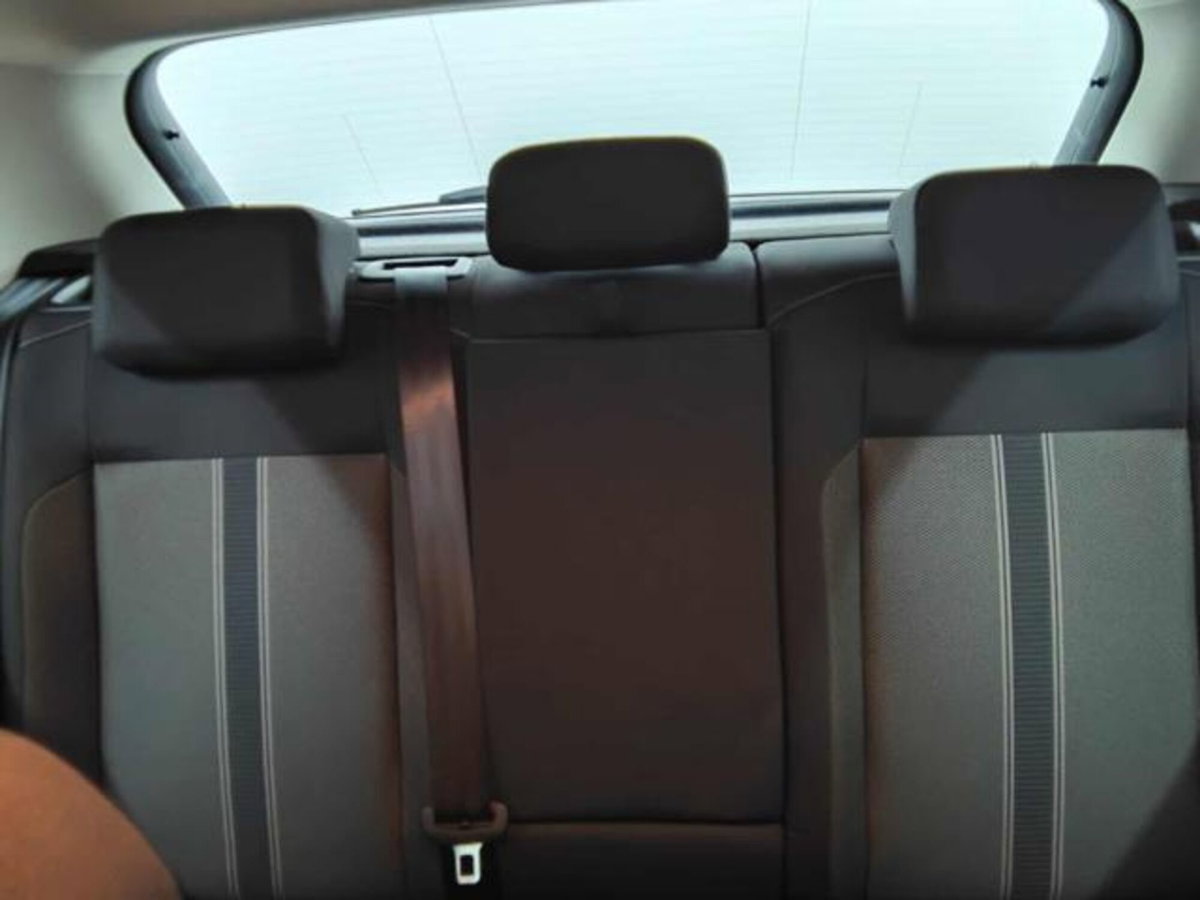 Volkswagen T-Roc 1.0 TSI Style BlueMotion Technology (8)
