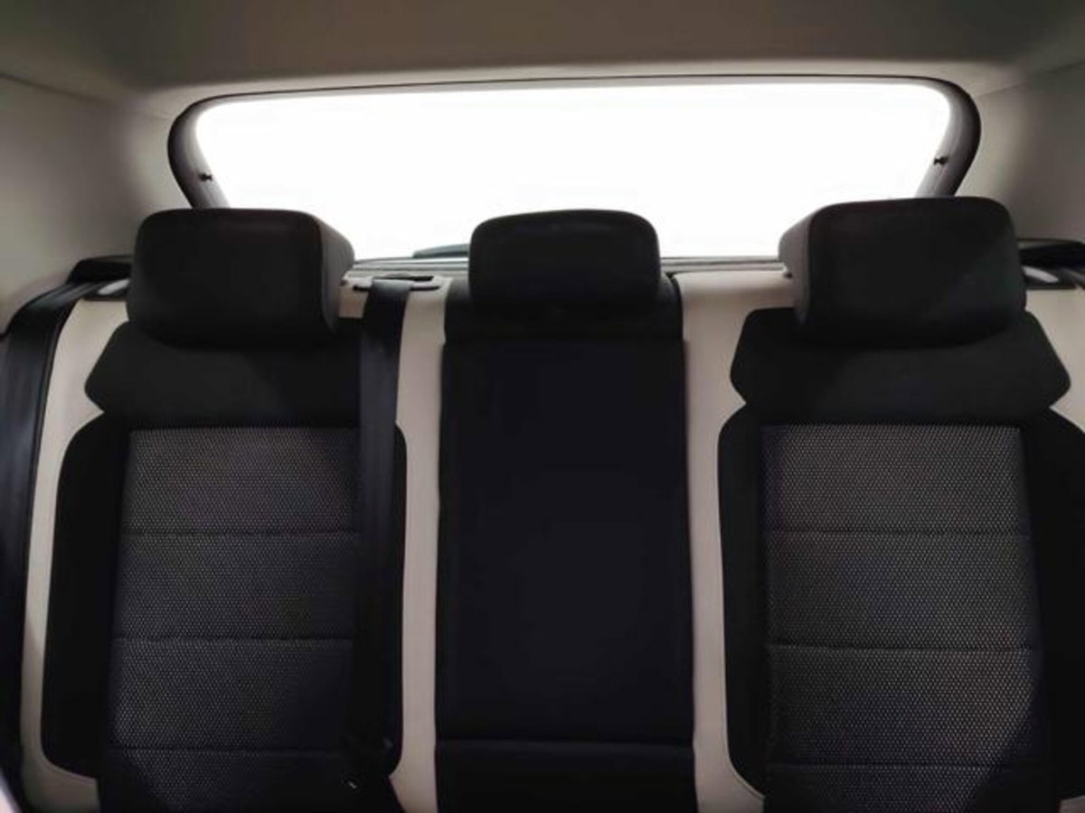 Volkswagen T-Roc 1.5 TSI ACT Style BlueMotion Technology (7)