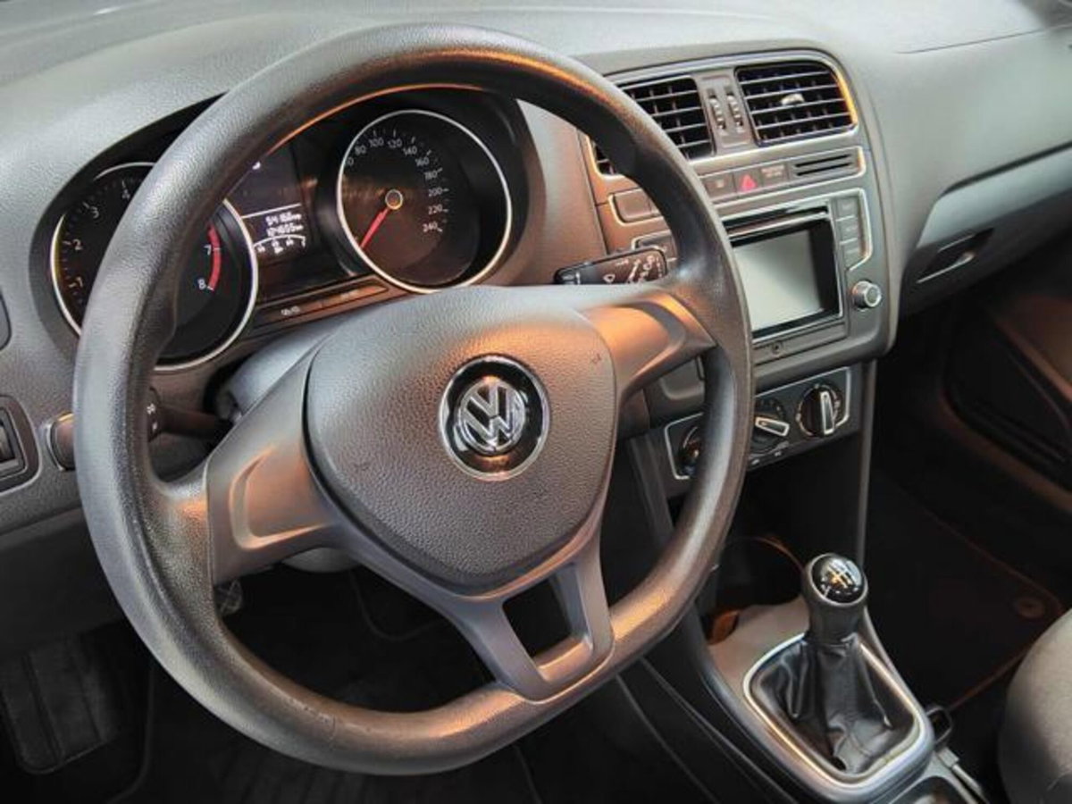 Volkswagen Polo 1.0 MPI 75 CV 5p. Comfortline (5)