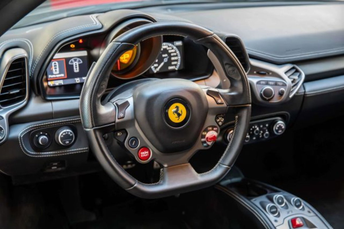 Ferrari 458 Coupé 458 Italia DCT (12)