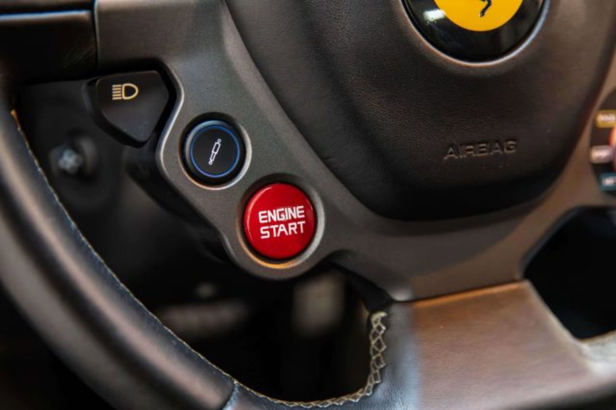 Ferrari 458 Coupé 458 Italia DCT (13)