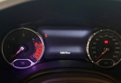 Jeep Renegade 1.6 Mjt DDCT 120 CV Limited (20)