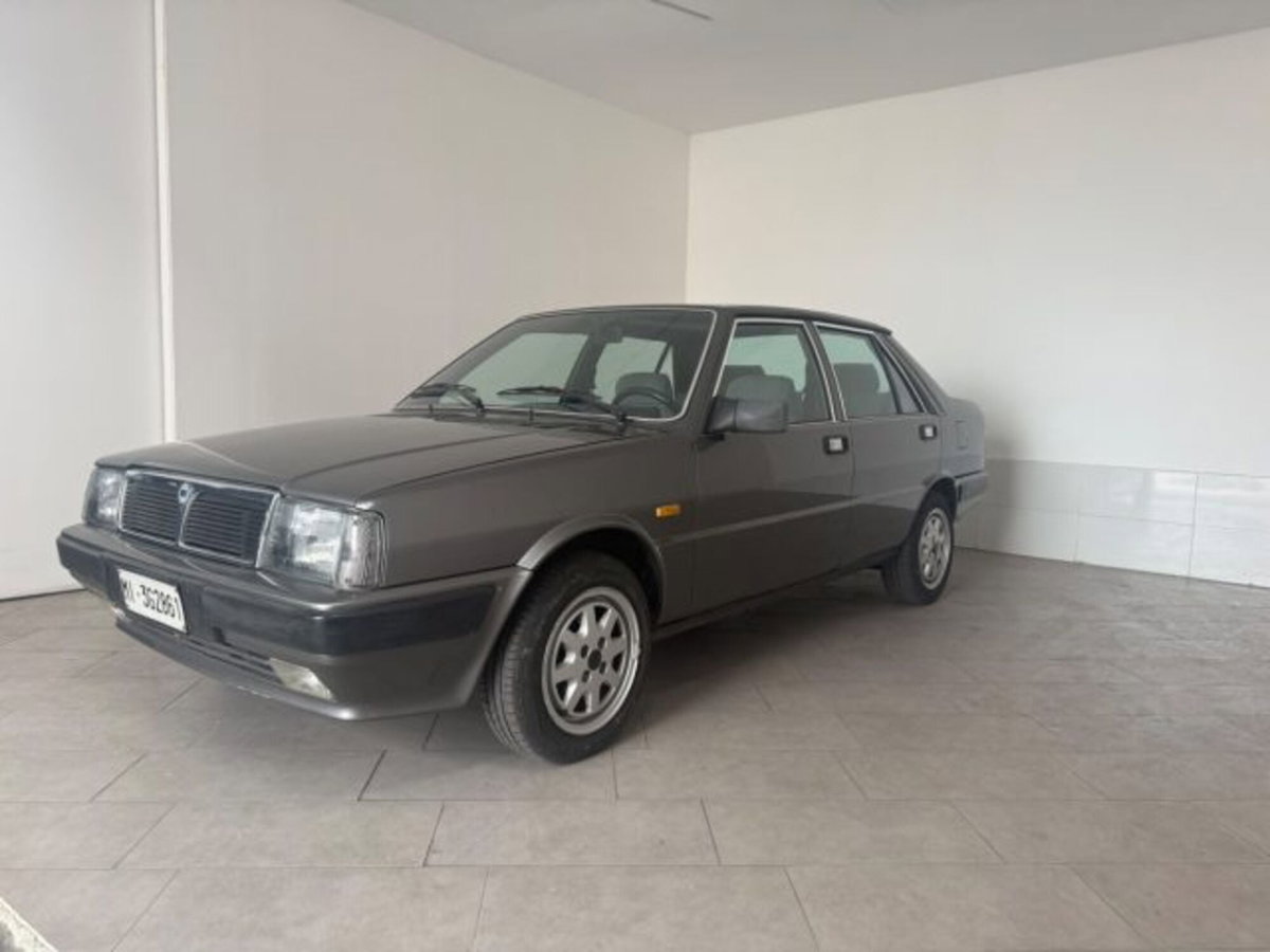 Lancia Prisma 1.5 (12)