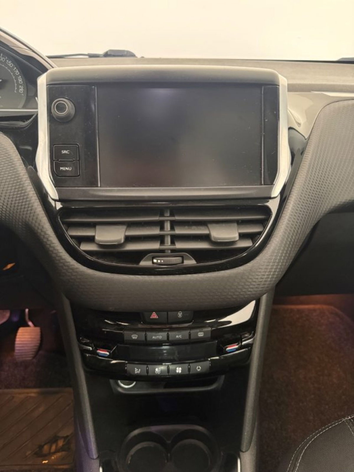 Peugeot 208 82 5 porte Allure (15)