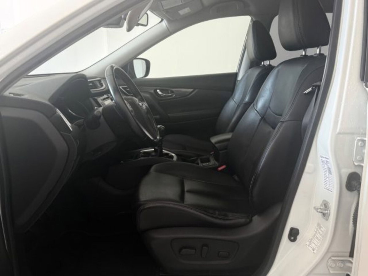 Nissan X-Trail 1.6 dCi 2WD Acenta Premium (12)