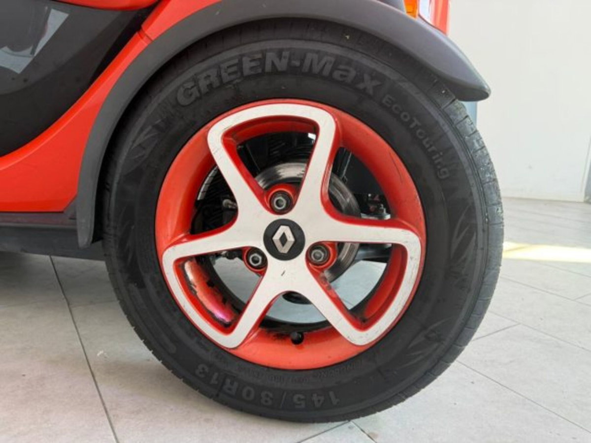 Renault Twizy 80 Life (10)