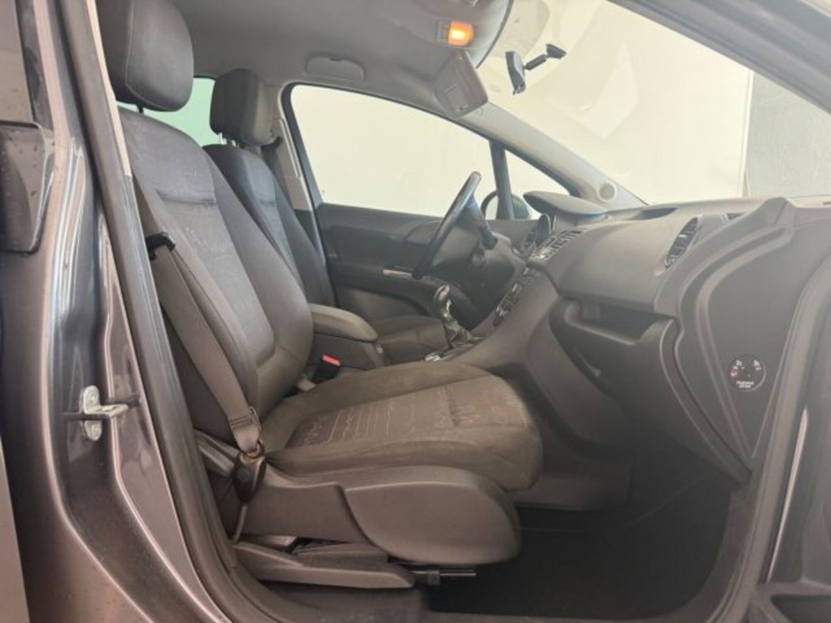 Opel Meriva 1.4 100CV Elective (16)