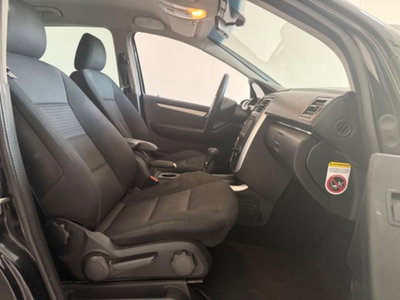 Mercedes-Benz Classe B 150 Sport (14)