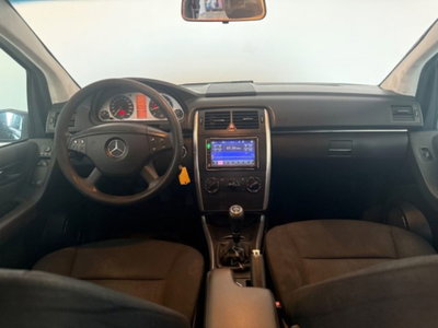 Mercedes-Benz Classe B 150 Sport (9)