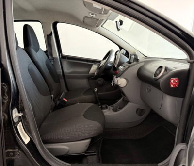 Toyota Aygo 1.0 12V VVT-i 5 porte (14)