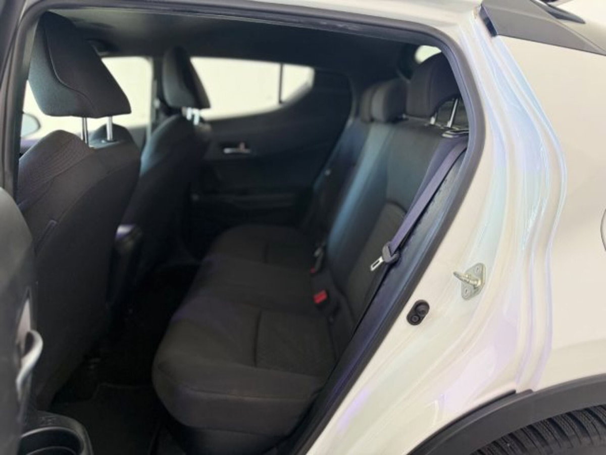 Toyota Toyota C-HR 1.8 Hybrid E-CVT GR Sport (16)