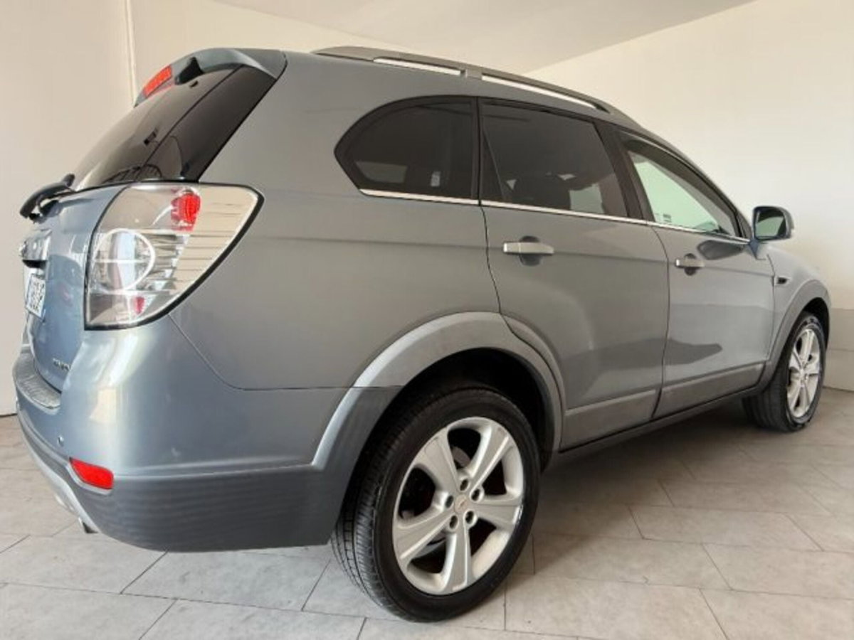 Chevrolet Captiva 2.2 VCDi 184CV aut. 4WD LTZ (4)