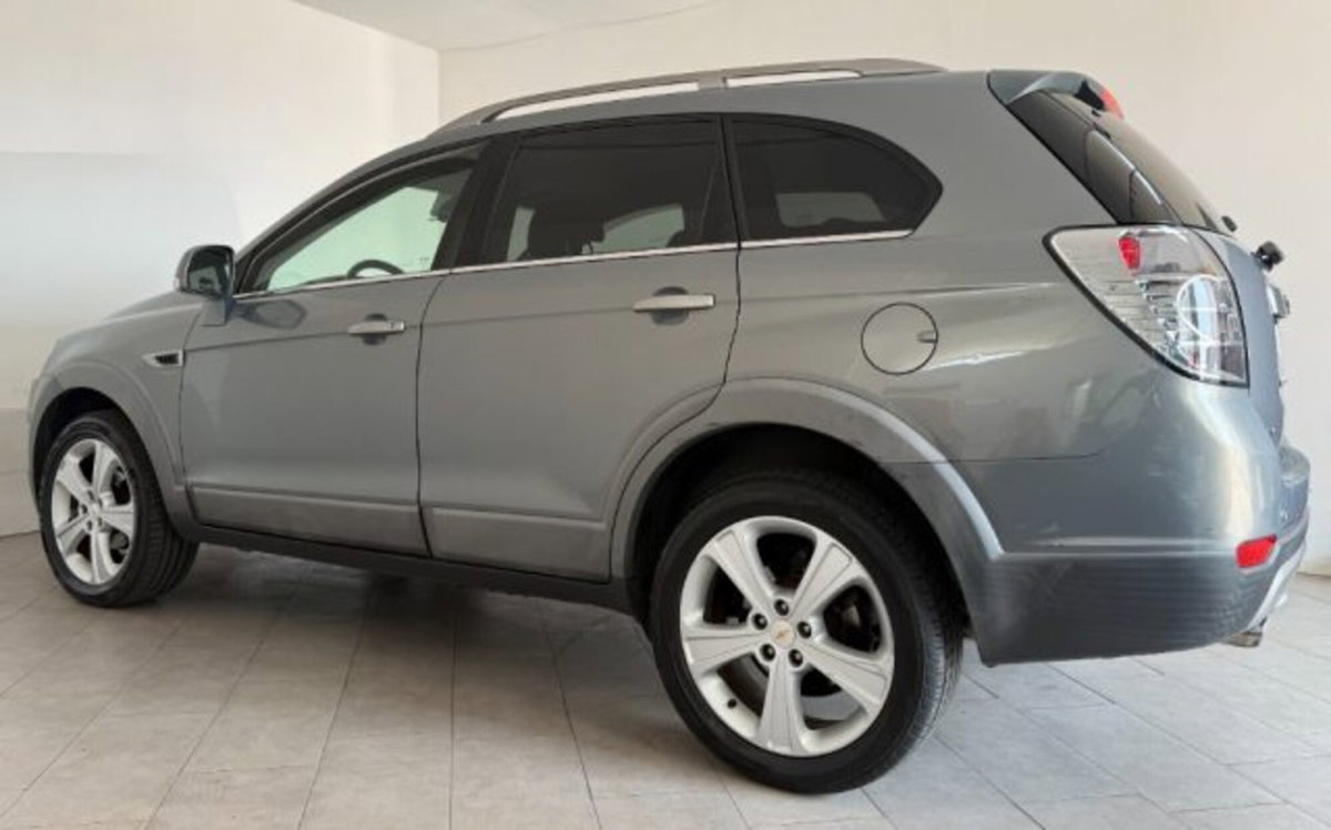 Chevrolet Captiva 2.2 VCDi 184CV aut. 4WD LTZ (5)