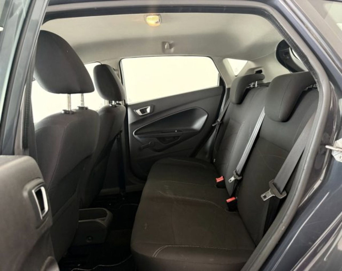 Ford Fiesta 1.4 5 porte Bz.- GPL Titanium (5)