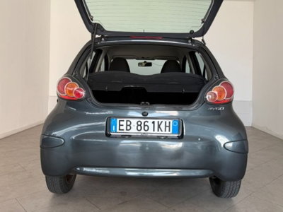 Toyota Aygo 1.0 12V VVT-i 5 porte (11)