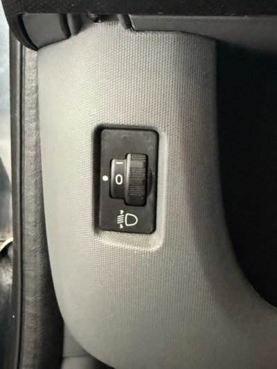 Toyota Aygo 1.0 12V VVT-i 5 porte (18)