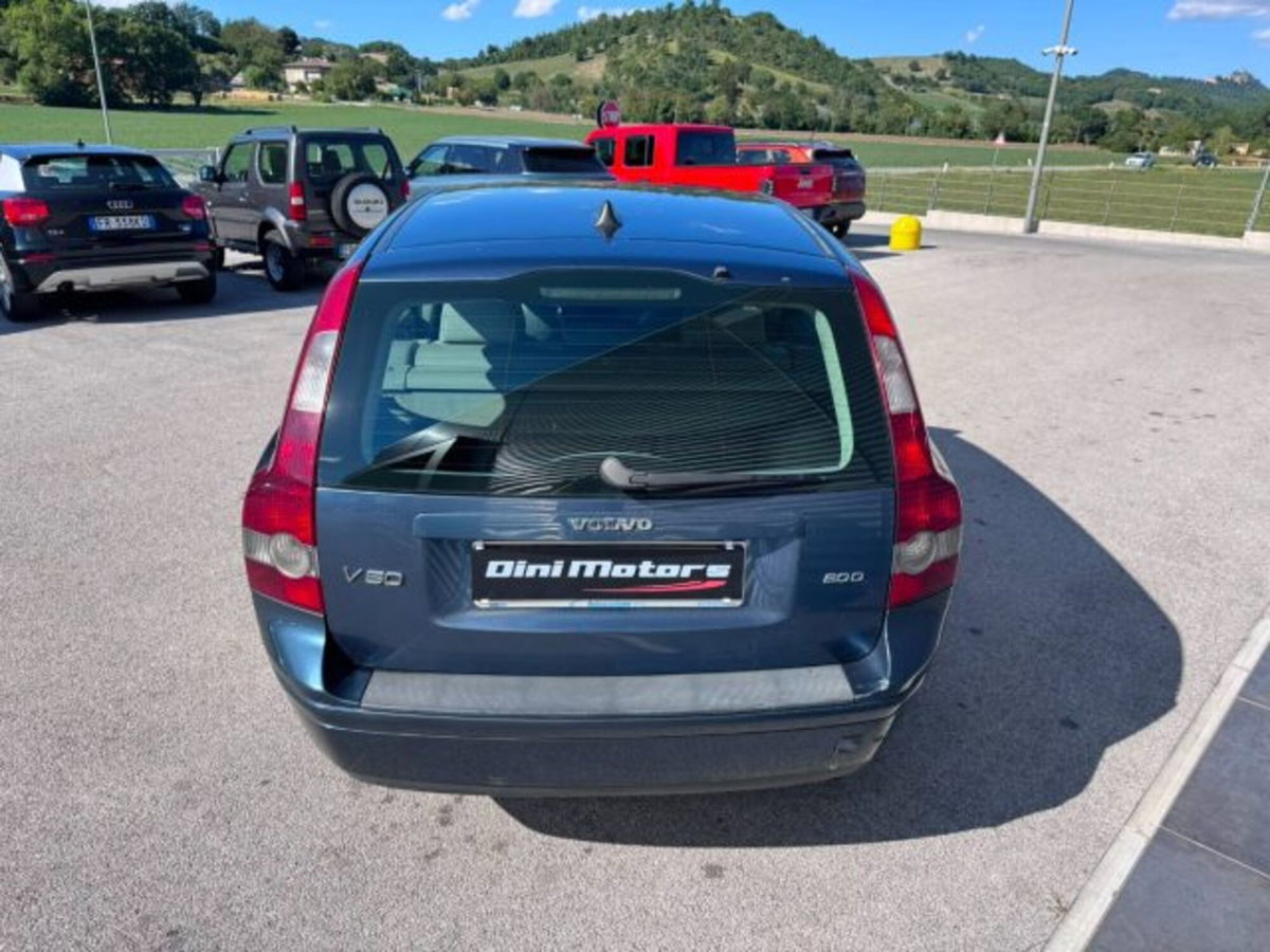 Volvo V50 2.0 D cat Kinetic (6)