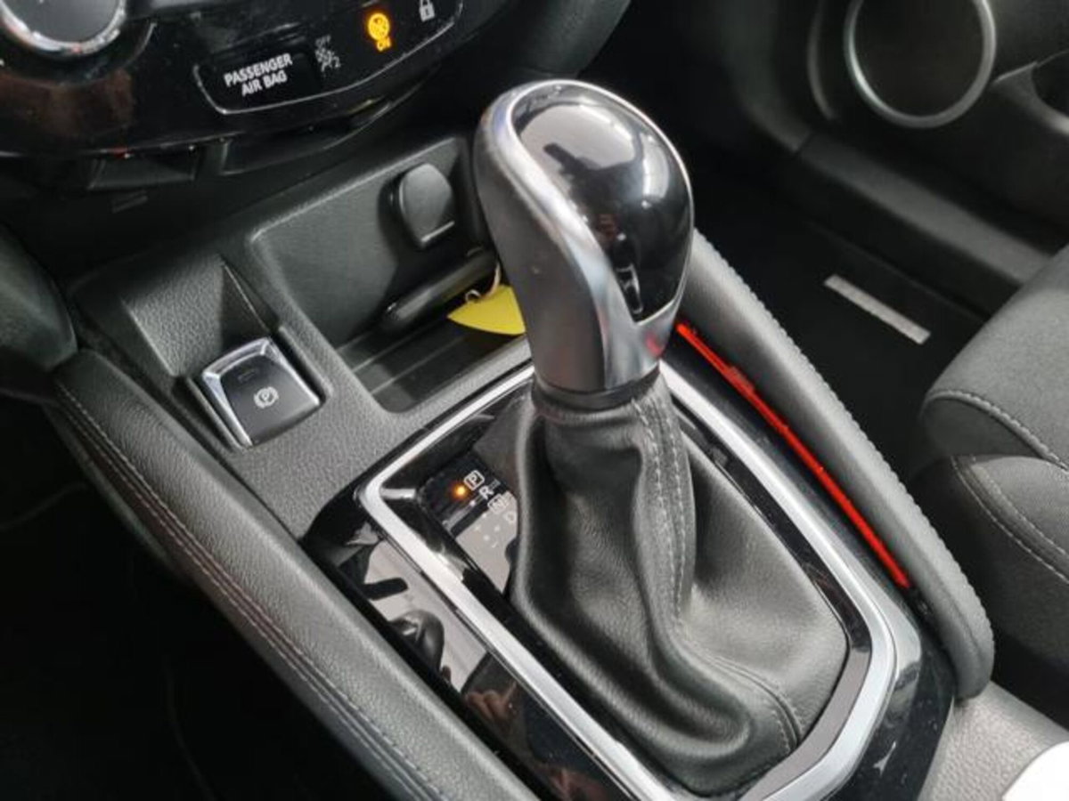 Nissan Qashqai 1.3 DIG-T 160 CV DCT N-Connecta (15)