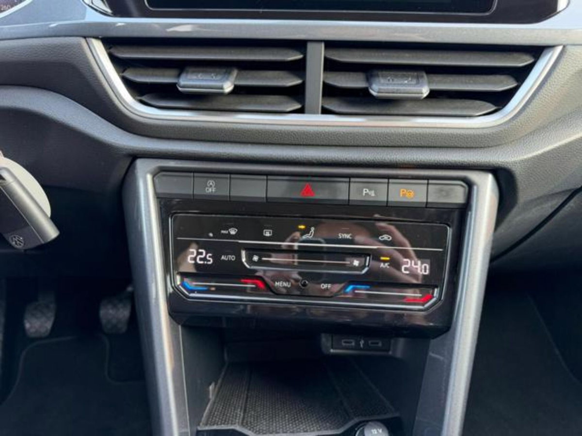 Volkswagen T-Roc 1.0 TSI Style (11)