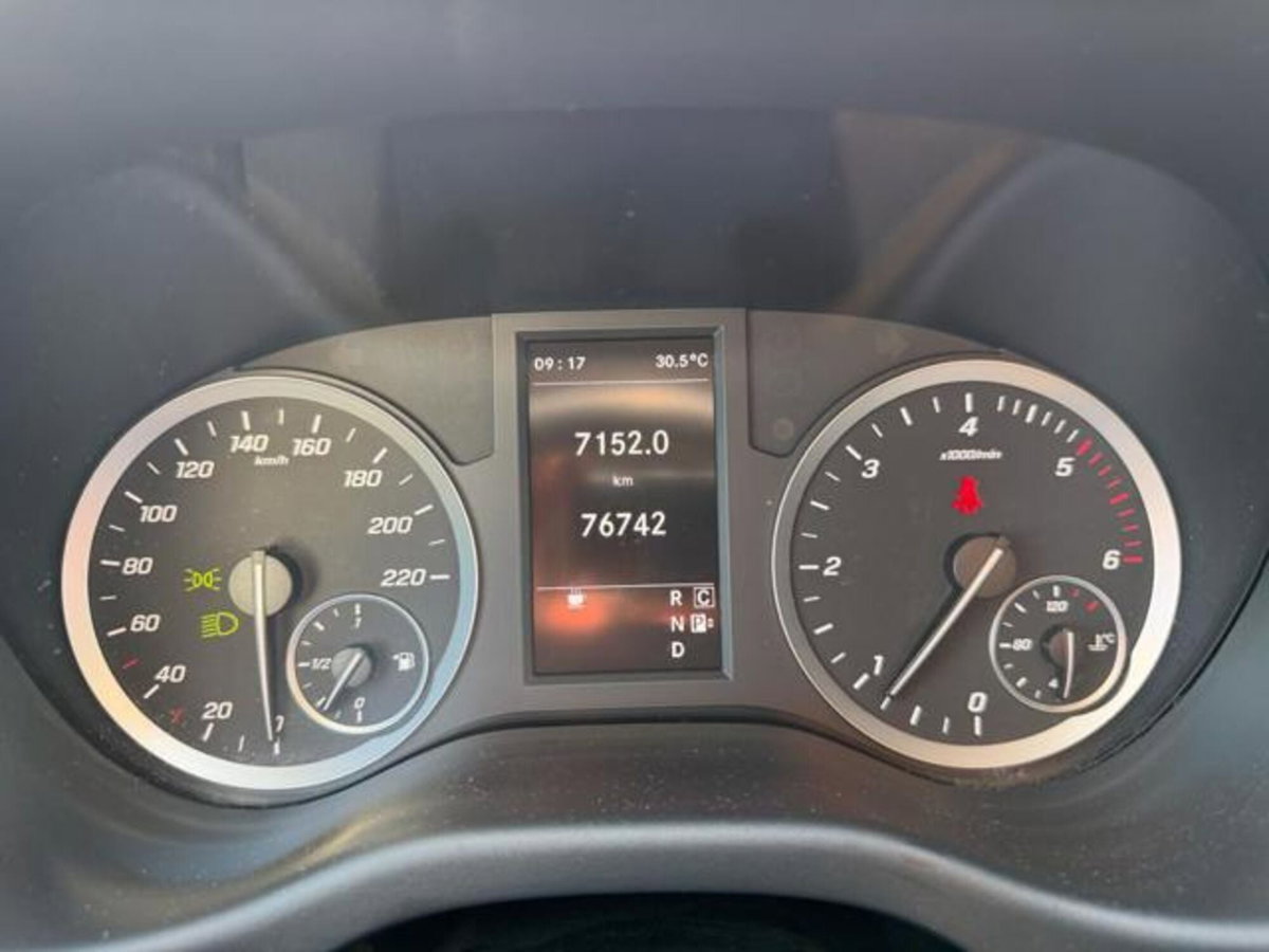 Mercedes-Benz Vito 2.0 114 CDI 4x4 PC-SL Tourer Base Long (9)