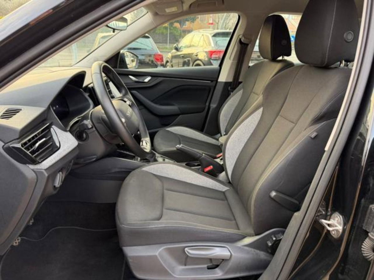 Skoda Kamiq 1.0 tsi Selection 95cv (5)