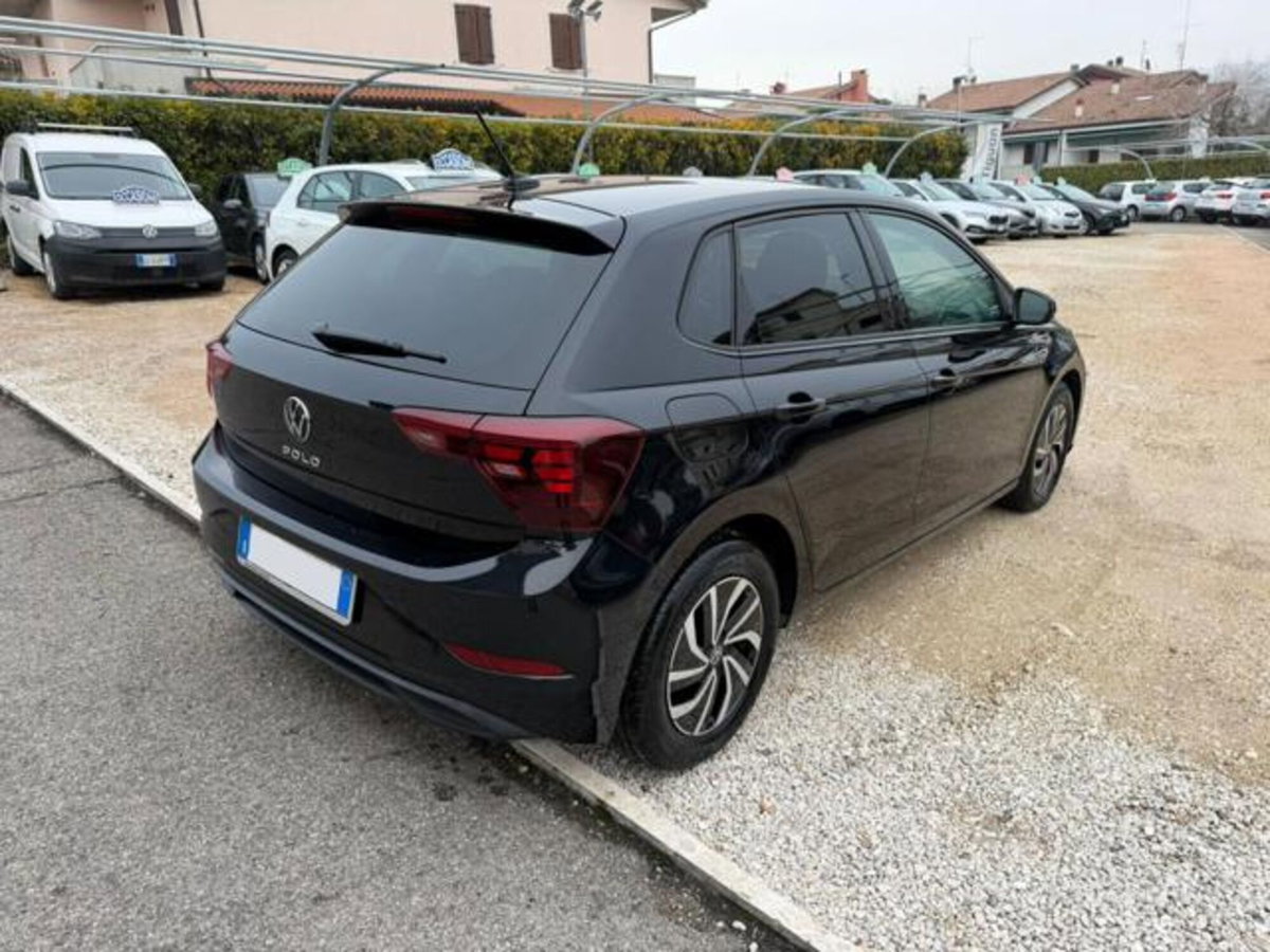 Volkswagen Polo 1.0 tsi Life 95cv (3)