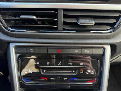 Volkswagen T-Roc 1.0 TSI Life (11)