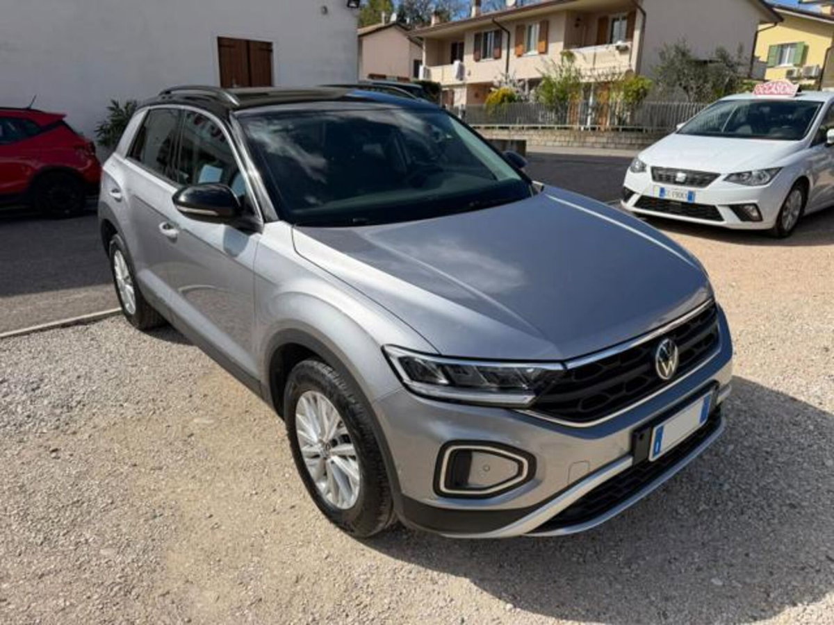 Volkswagen T-Roc 1.0 TSI Life (2)