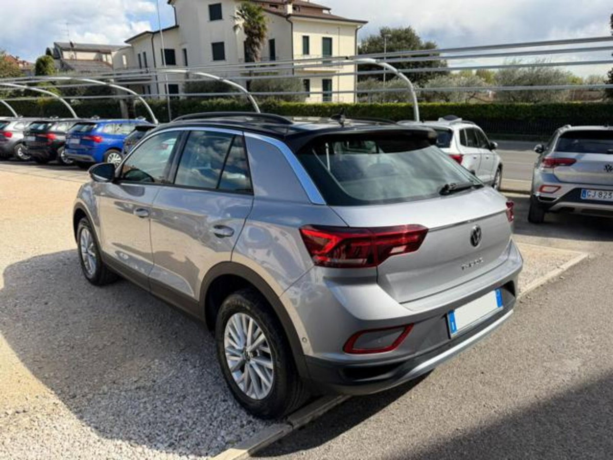 Volkswagen T-Roc 1.0 TSI Life (4)