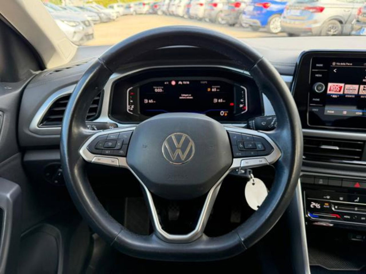 Volkswagen T-Roc 1.0 TSI Life (8)