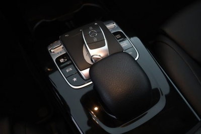 Mercedes-Benz Classe A 180 d Automatic Business (14)