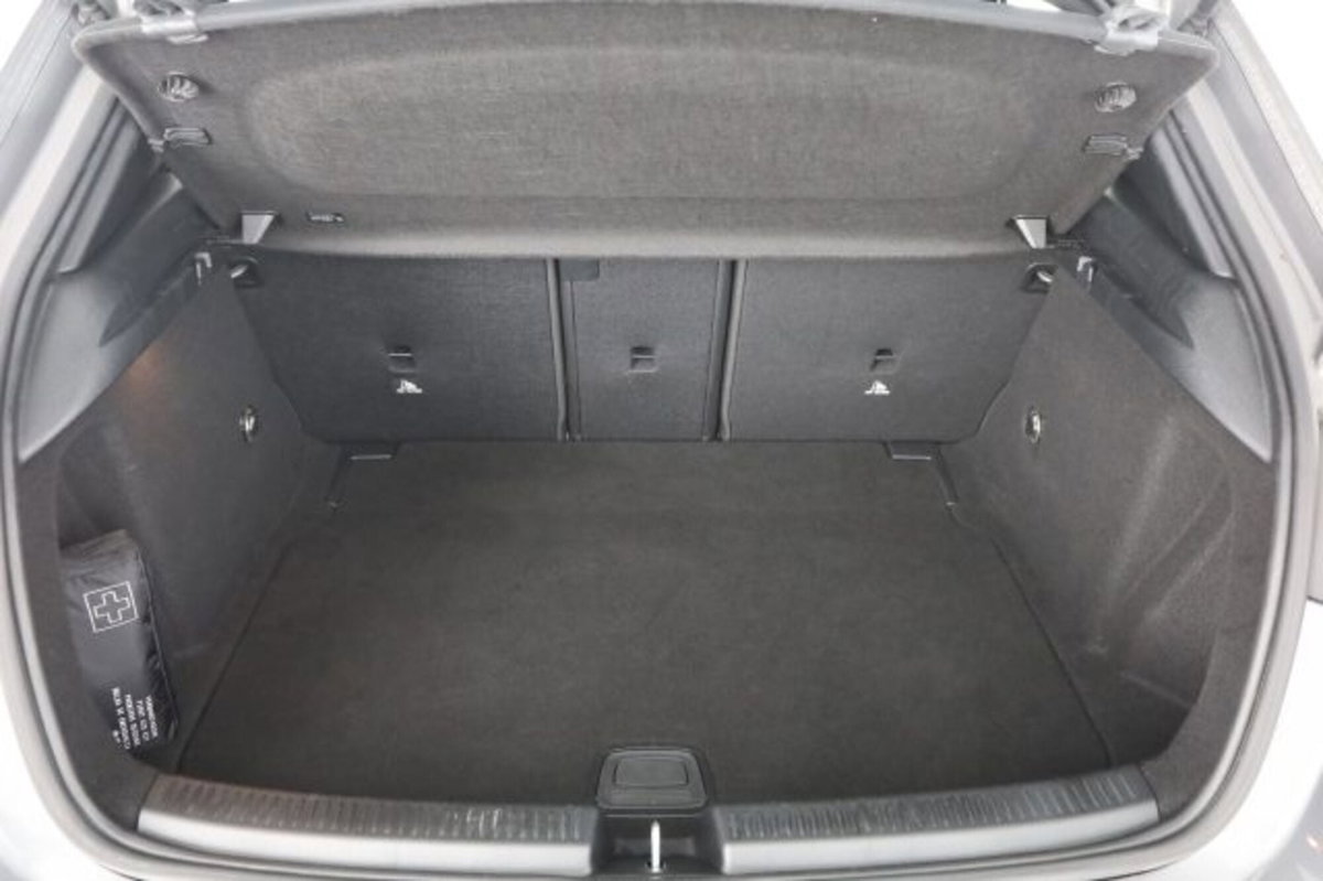 Mercedes-Benz Classe A 180 d Automatic Business (6)